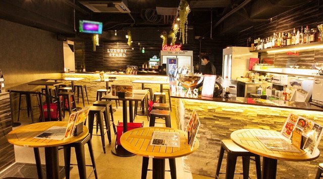 【渋谷】年齢制限無 ラグジュアリースタンドミラス渋谷★仕事帰りやデート、友達と飲み会や女子会などにオススメ♪渋谷で話題のスポット★話題のお洒落なスタンドバーでBAR会│イベント・パーティー