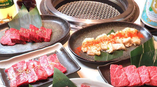 【池袋】おしゃれで落ち着いた店内☆焼肉・ビビンバ・冷麺ランチコン☆デザイナーズインテリア空間☆お食事もメイン料理+サラダバー+ドリンクバーでお楽しみ頂けます│池袋 焼肉居酒屋 元