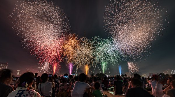 足立区花火大会2019 日程・穴場・見所・打ち上げ時間 - 関東東京花火大会・関東夏祭り2019