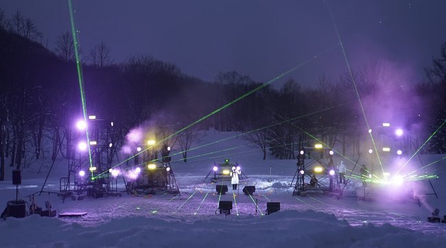人口1,200人の北海道赤井川村から日本、そして世界の皆様へ、未来への希望を込めて、銀世界をステージに幻想的な光と音楽のショーを贈る「AKAIGAWA Snow Fantasy」を二夜連続開催。