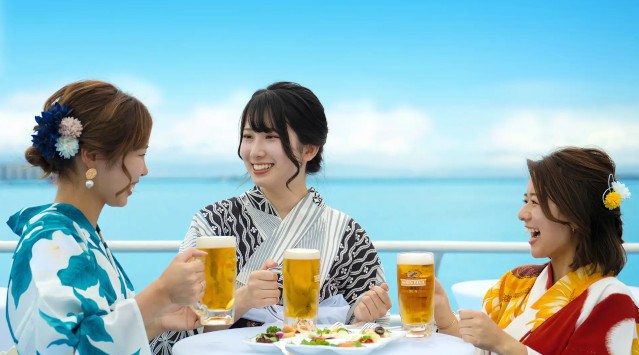 神戸港【THE KOBE CRUISE<ルミナス神戸2>】停泊営業で「光と海のビアガーデン」を期間限定OPEN!日本最大のレストランクルーズ船がビアガーデンに。株式会社シルバーバックス・プリンシパル