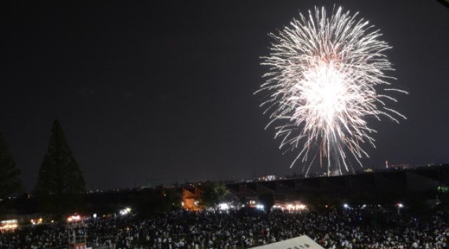桂駐屯地納涼夏祭り 花火大会2025 京都府京都市南区久世高田町 - 日程・見どころ・混雑状況・開催場所 - 夏祭り 花火大会
