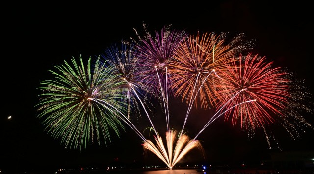 若狭マリンピア 花火大会2025 川崎エリア周辺(御食国若狭おばま食文化館前) - 伝統行事・日程・見どころ・混雑状況・開催場所 - 夏祭り 花火大会