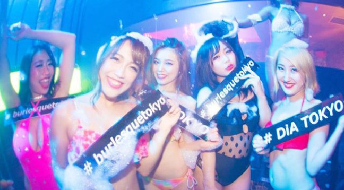 【六本木 DiA Tokyo:8/26 日曜日】今年初の泡パーティー★アワダ!シゲキダ!ディアトウキョー【BUBBLE PARTY】開催!SPゲストに【ちぃたん☆】登場!クーポン利用でお得★