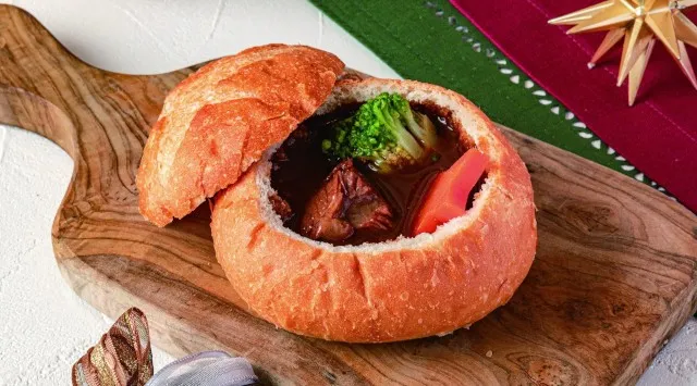 今年、丸の内で開催のクリスマスマーケット(R)に、“本格木製ヒュッテエリア”が初登場!「Marunouchi Street Park 2025 Winter」11月28日(金)〜12月25日(木)開催