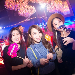 大阪・梅田クラブピカデリー 金曜日 : 写真