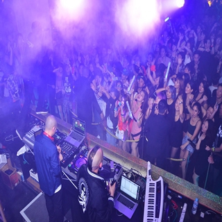 ELE TOKYO 8/22 : 写真