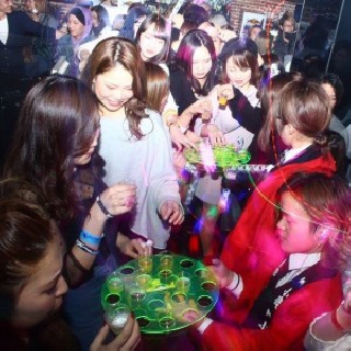 大阪 心斎橋 バンビ 月曜日 : 写真