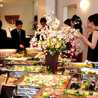 港区 青山 300名 パーティー : 写真