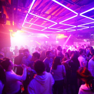 六本木 西麻布 alife:3/20 : 写真