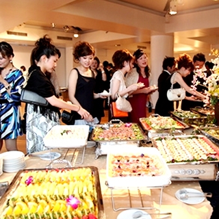 青山 300名 クリスマス恋活パーティー : 写真