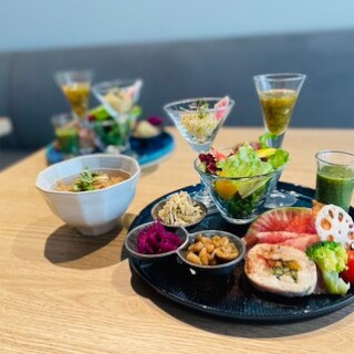 男性ハイステータス 隠れ家カフェ オフ会 : 写真