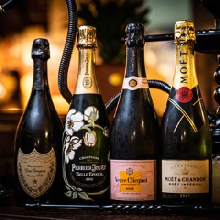 シーシャタイムス 日・祝日 新宿シーシャ : 写真