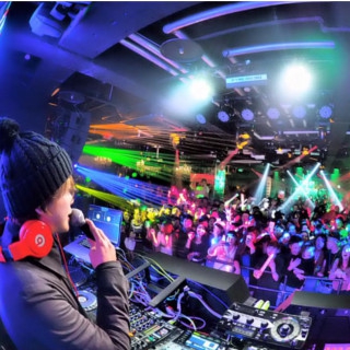 DJ USK/BAZZ 5/7 : 写真