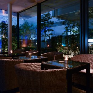大阪 梅田 XEX WEST 4/6 : 写真