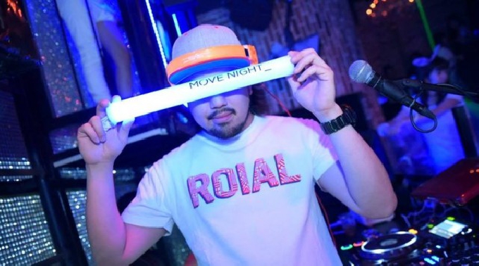 9/10 クラブ アンモナ MOVE NIGHT_ 青一色 週末 土曜日