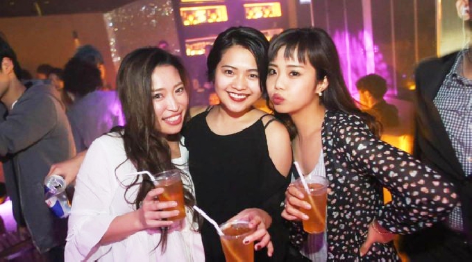 4/14 VANITY 大阪 WEEKEND PARTY 週末 バニティ 金曜日