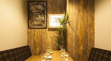 連絡先交換OKの街コン(素敵な出会いや婚活パーティー)お食事付き!カップル成立? : 連絡先の交換を席移動の時間が近づく前から積極的に!