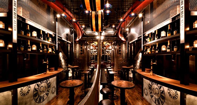パブリックスタンド 名古屋店 : VIP TABLE(テーブル)あり!仲良くなった仲間と楽しもう!