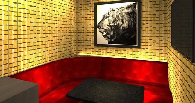 XIX the lounge - ジックス ザ ラウンジ : 混雑時でも、相席を優先的にご対応!