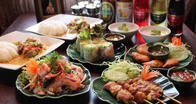 BLUE PAPAYA THAILAND - ブルーパパイアタイランド 京橋エドグラン店 :