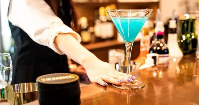 渋谷 カラオケ パレス - PALACE LUXURY KARAOKE & BAR : 豊富なカクテルや料理も!