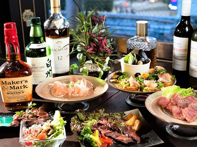 シャンパンタワー&豪華バルーン、特製ケーキ付♪『プレミアム誕生日&記念日プラン』 3H飲み放題 + 料理全10品付き♪ 9,000円 → 8,000円