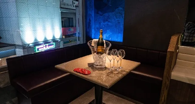 渋谷リッツ - SHIBUYA DJ BAR LITTS : VIPシートも完備