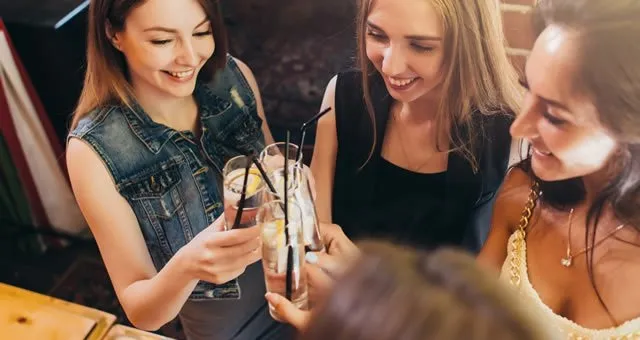 渋谷リッツ - SHIBUYA DJ BAR LITTS : 女子会や誕生会にピッタリ