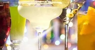 LUXURY BAR & KARAOKE MILAS 恵比寿店 - 恵比寿ラグジュアリーバーミラス : 種類豊富なカクテルから、プレミアムウイスキーまでご用意!
