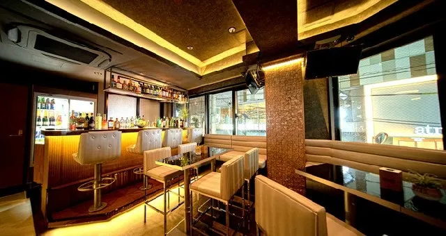恵比寿 貸切 LIP BAR & DART EBISU - リップバー&ダーツ 恵比寿店 :