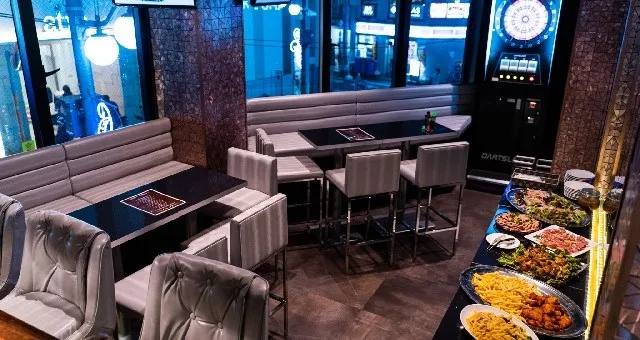 恵比寿 貸切 LIP BAR & DART EBISU - リップバー&ダーツ 恵比寿店 :
