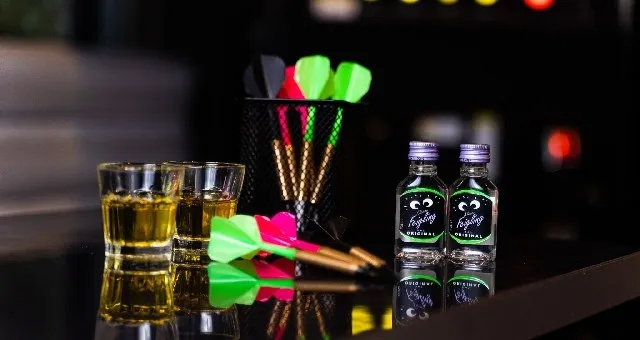 恵比寿 貸切 LIP BAR & DART EBISU - リップバー&ダーツ 恵比寿店 :