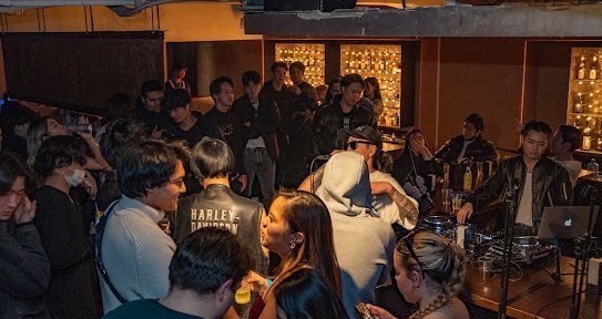 K-WING - ケーウィング :
