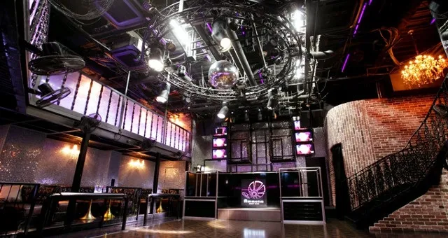Club Ammona - クラブアンモナ - 大阪 : 大人数での交流会、企業貸切パーティーもお任せください!