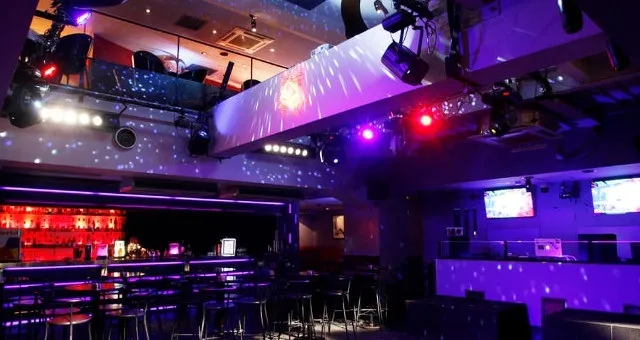 GENIUS TOKYO - ジニアス東京 - 銀座 : 4F-DANCING SQUARE