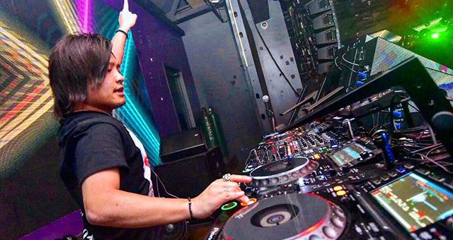 DJ TOSHIKI - トシキ (SHUFFLE!) :
