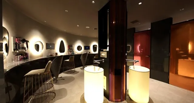 JIS 札幌すすきの - SAPPORO 相席BAR : パウダールーム完備!充実したアメニティで快適な相席をお楽しみください!