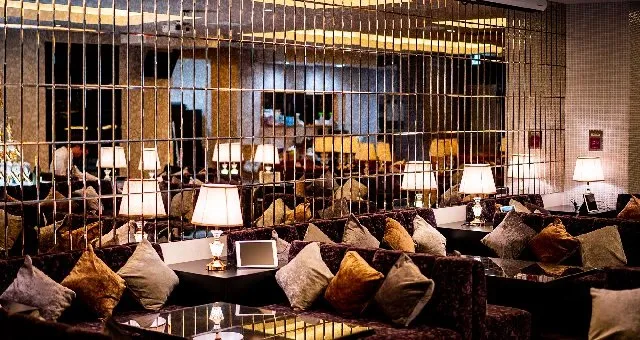 渋谷 相席ラウンジ LUXURY LOUNGE MILAS 渋谷 - ラグジュアリーラウンジミラスシブヤ : 豪華ラウンジながらも洗礼されたインテリア!落ち着く空間!