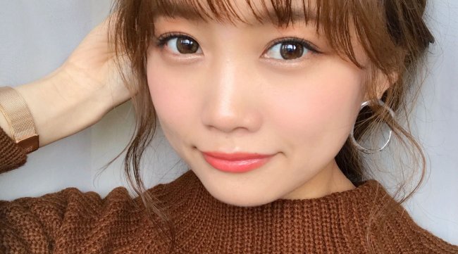 〜YouTube登録者17万人越え!〜今話題のC Channel所属 人気クリエイター水越みさとが、BELL PALETTEとコラボしたコスメセットを発売