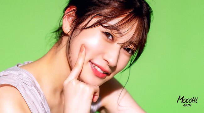 アカリンこと「吉田朱里のモチ肌のヒミツ篇」モッチスキン新Web CMが配信スタート!