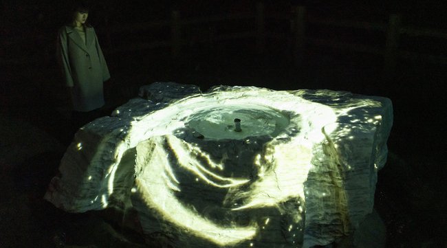 水戸の梅まつり「チームラボ 偕楽園 光の祭」のチケット販売開始。3000本の梅が咲き競う、日本三名園・偕楽園の梅がインタラクティブに光り輝く。3月1日(月)から3月31日(水)まで。