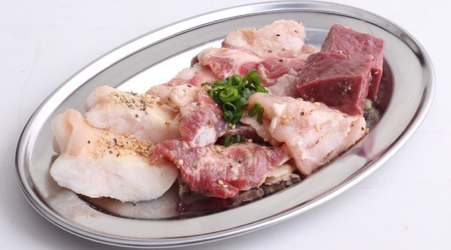 “名物!!黒毛和牛のはみ出るカルビ”で話題の「大阪焼肉・ホルモン ふたご」、神奈川県・横浜駅東口に2月16日(火)グランドオープン!株式会社FTG Company