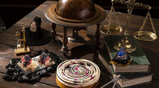 【ヒルトン東京】『魔法使いの学校』 がテーマ 秋のスイーツフェア ハロウィンシーズンに贈る20種類のマジカルスイーツと10種類のお食事が揃うスイーツ&ランチビュッフェ。スイーツビュッフェ初ARフィルタ