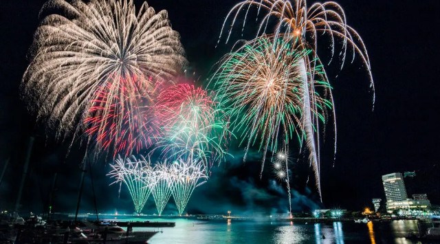 【5月21日・6月4日追加開催】熱海海上花火大会追加開催。次回は、4月15日!特等席確約の送迎付きプランの販売中(残り少なくなってます)株式会社サイトプラス