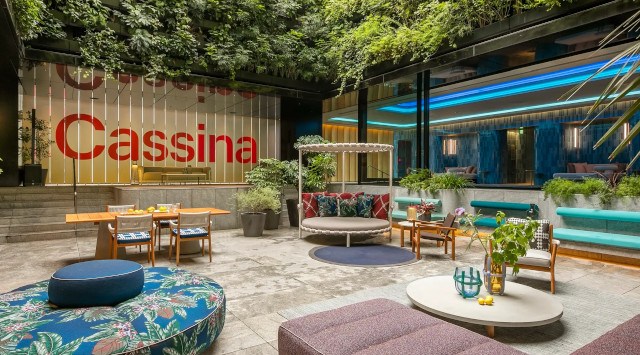 Cassinaのアウトドア家具が都会の中心に作り出す非日常「カッシーナテラス イン W大阪 バーベキュー ビアガーデン + ナイトプール」株式会社カッシーナ・イクスシー