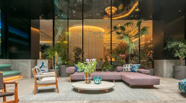 Cassinaのアウトドア家具が都会の中心に作り出す非日常「カッシーナテラス イン W大阪 バーベキュー ビアガーデン + ナイトプール」株式会社カッシーナ・イクスシー