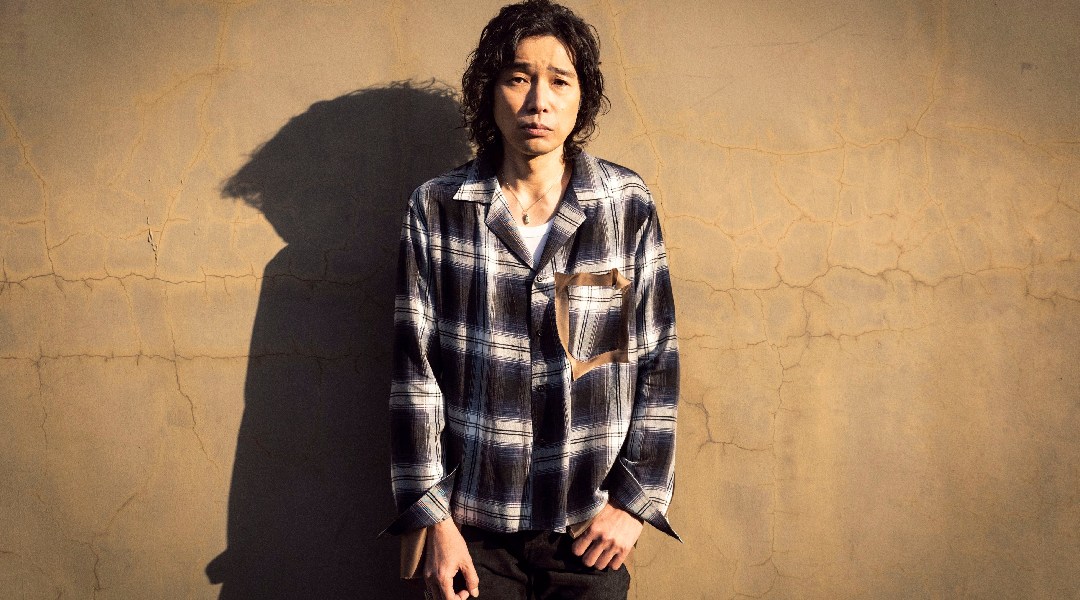 斉藤和義、22枚目のオリジナルアルバム『PINEAPPLE』を引っ提げて開催中の全国ツアーの模様を、WOWOWプラスで8/27㈰21:00~テレビ初独占放送&配信決定!