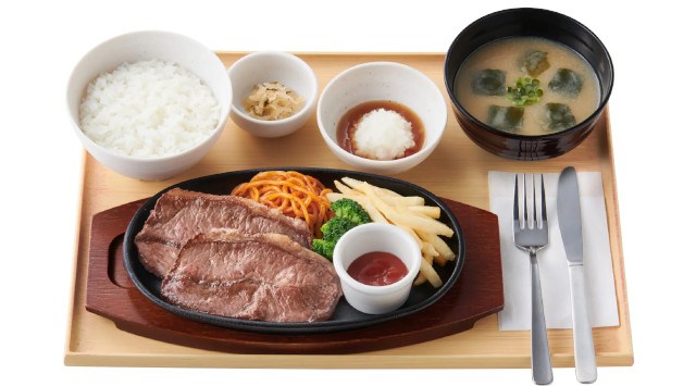 「やよい軒」夏だ!肉だ!牛肉フェアだ!牛肉フェア第三弾は希少部位”ミスジ”を贅沢に使ったステーキが初登場!ミスジステーキ定食【和風ソース/おろしぽん酢】8月8日(火)より新発売 株式会社プレナス