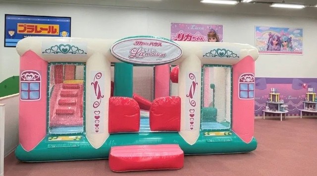 『FUN VILLAGE with プラレール・リカちゃん』が『GiGO(ギーゴ)イオン海浜幕張』に8月10日(木)に誕生!株式会社GENDA GiGO Entertainment